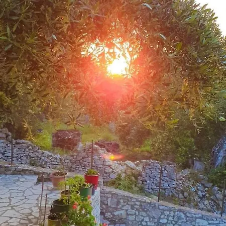 Villa Raxi Fountana Экстерьер фото