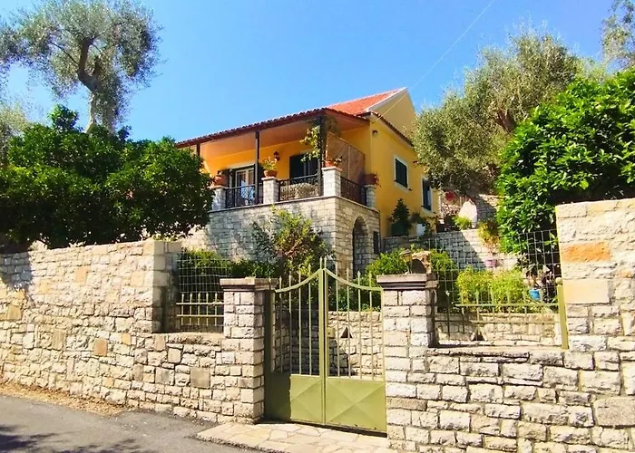 Villa Raxi